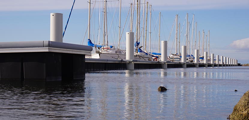 Demolition and reconstruction of 1DE and 2DE pontoons