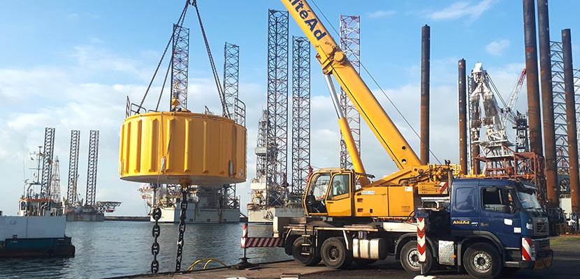 Replacement of the mooring boxes at the Limbé oil terminal